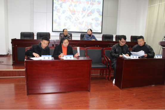 1513301006574302.png blob.png