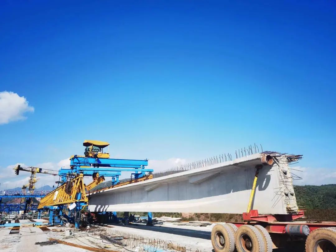 2022-10-01-永大項目羊蹄江大橋引橋T梁順利架設完成！1.jpg